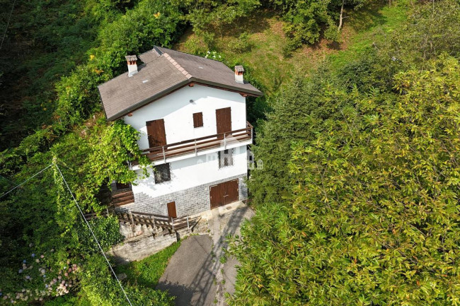 Detached house for sale in Issiglio