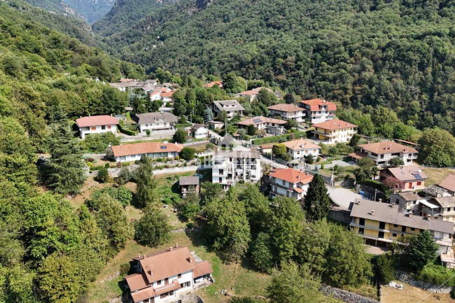 Porzione di bifamiliare in vendita a Pont-Canavese