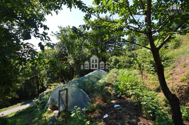 Casa indipendente in vendita a Val di Chy