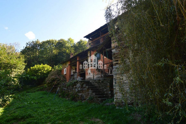 Fixer-upper for sale in Traversella