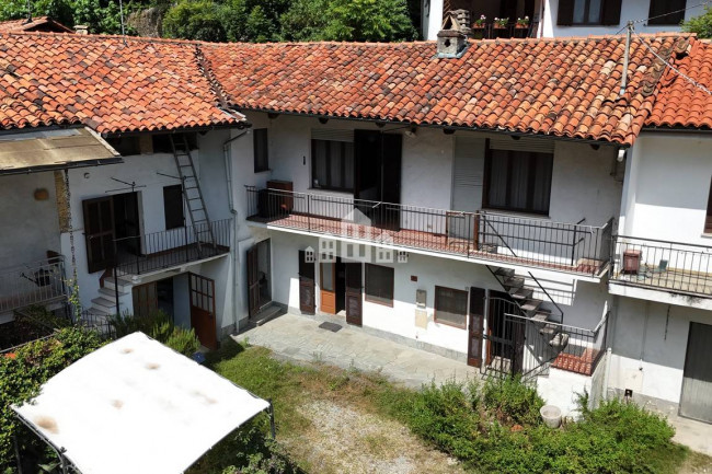 Half-duplex for sale in Baldissero Canavese