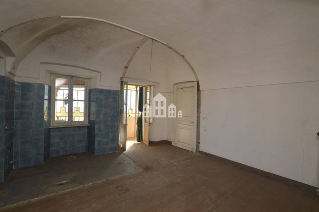 Half-duplex for sale in Valperga