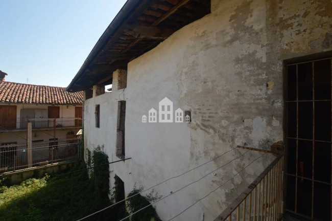 Half-duplex for sale in Valperga