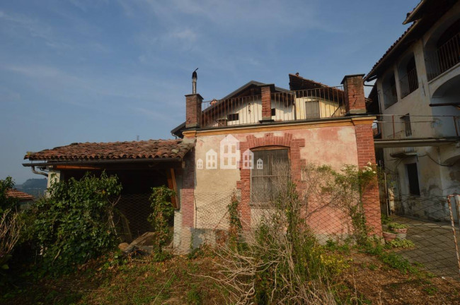 Half-duplex for sale in Val di Chy