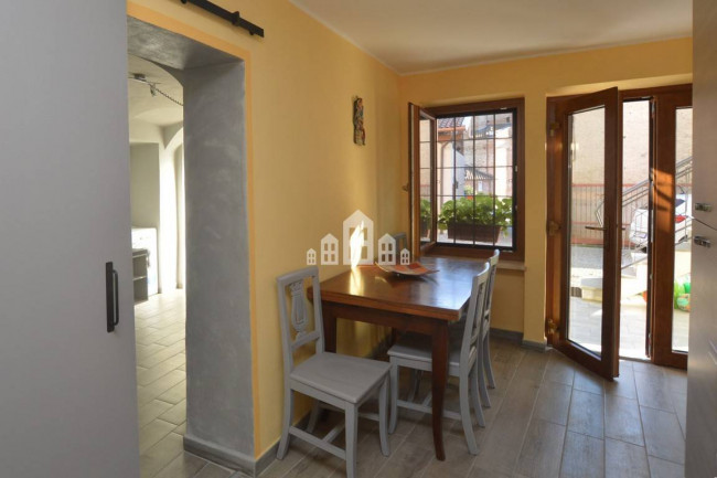 Half-duplex for sale in Baldissero Canavese