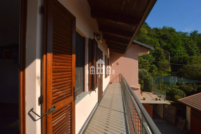 Half-duplex for sale in Baldissero Canavese