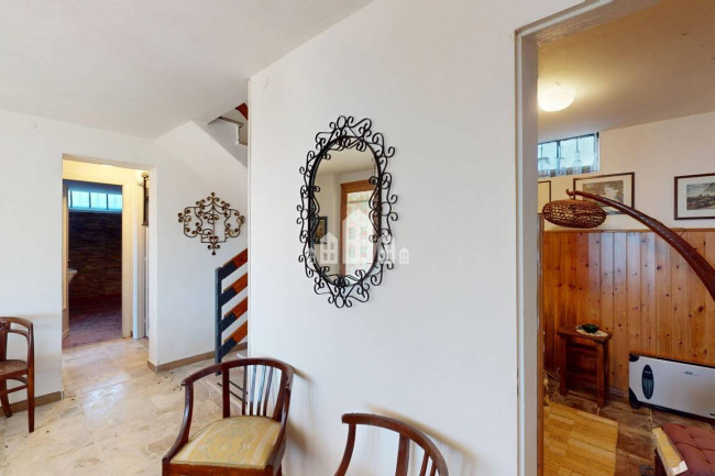 Single-family house for sale in Valchiusa