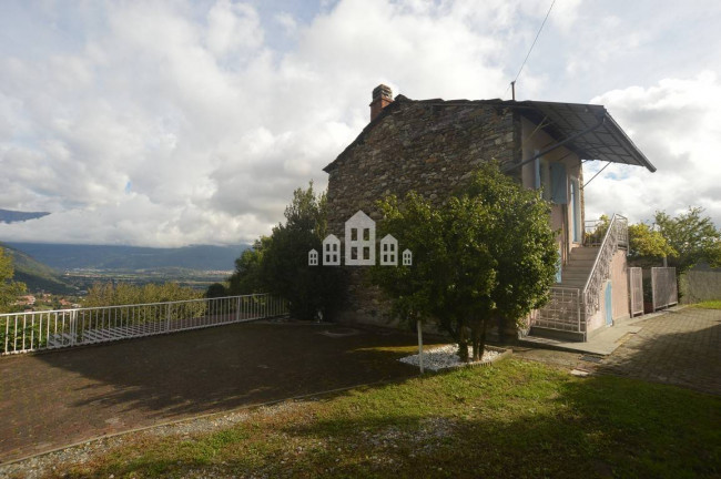 Casa indipendente in vendita a Lessolo