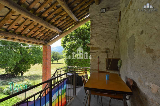 Casa indipendente in vendita a Val di Chy