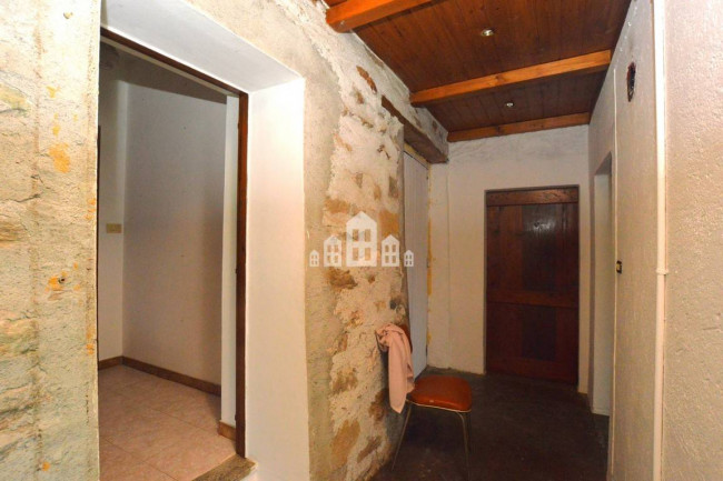 Detached house for sale in Val di Chy