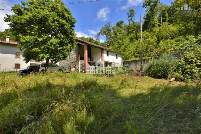 Casa indipendente in vendita a Val di Chy