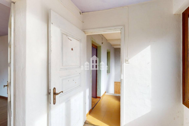 Half-duplex for sale in Rueglio