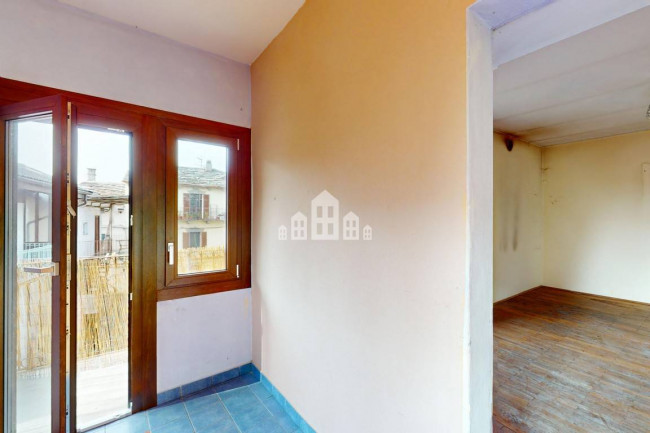 Half-duplex for sale in Rueglio