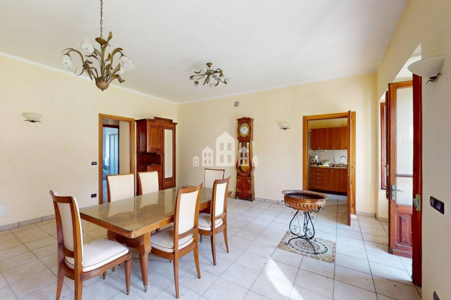 Half-duplex for sale in Azeglio