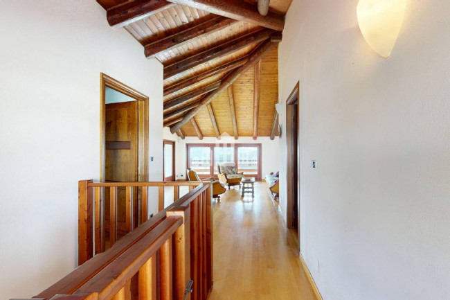 Villa for sale in Valchiusa