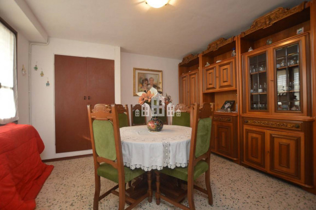 Half-duplex for sale in Val di Chy