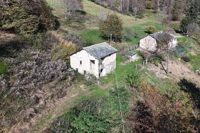 Rustico in vendita a Rueglio