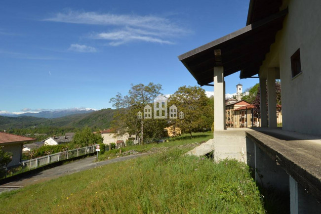 Villa in vendita a Val di Chy