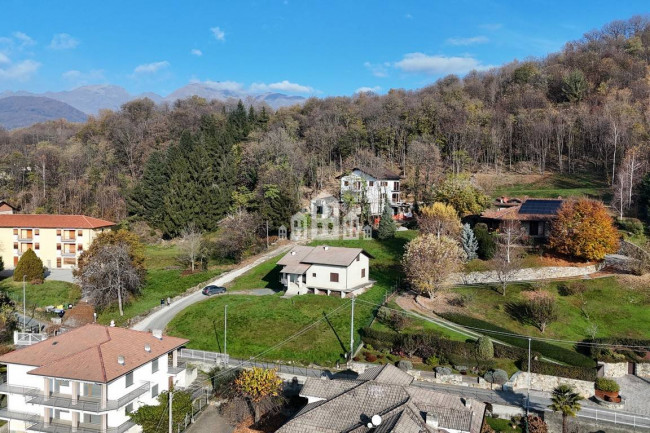 Villa in vendita a Val di Chy