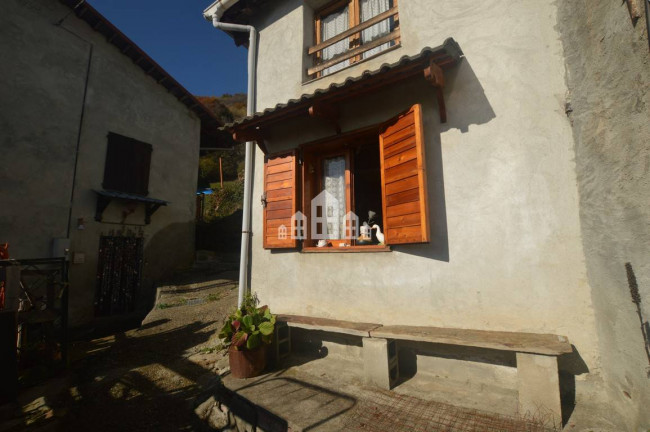 Half-duplex for sale in Pont-Canavese