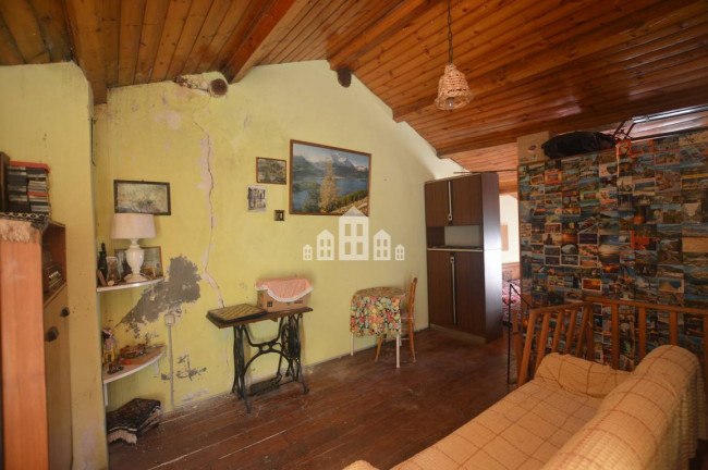 Half-duplex for sale in Pont-Canavese