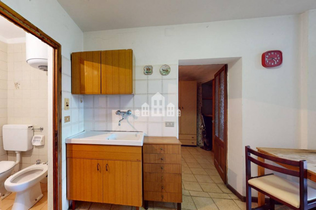 Half-duplex for sale in Andrate