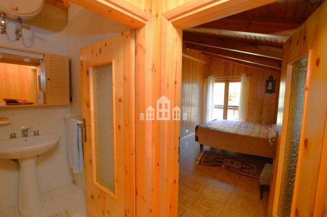 Casa semindipendente in vendita a Valprato Soana