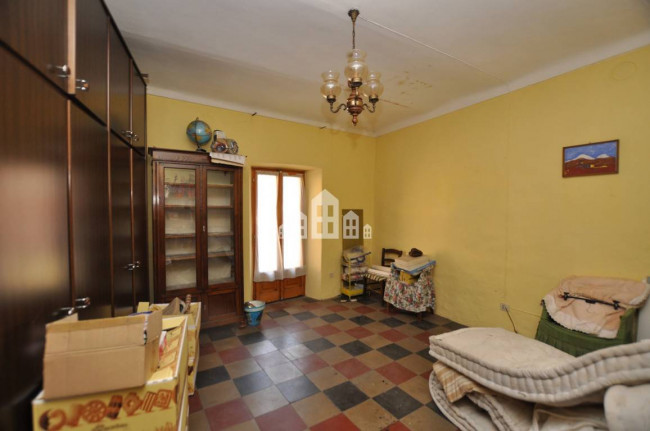 Casa semindipendente in vendita a Cuorgnè