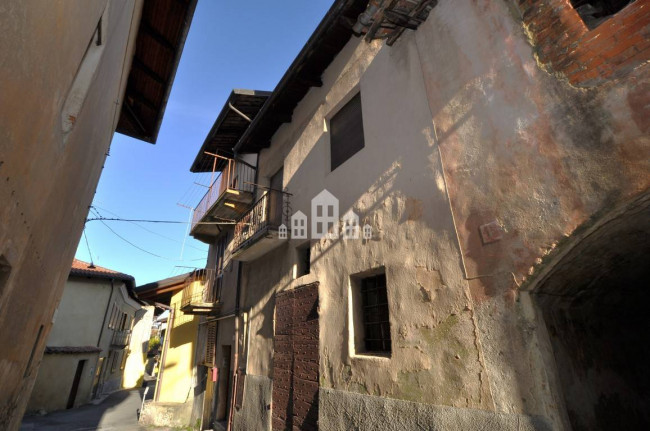 Casa semindipendente in vendita a Cuorgnè