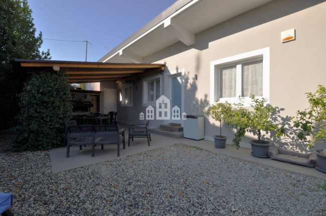 Villa in vendita a Cuorgnè