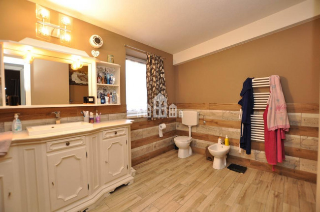 Villa in vendita a Cuorgnè