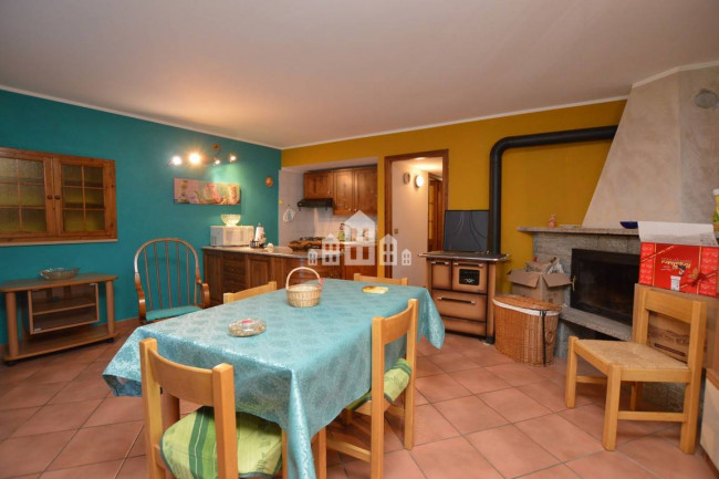 Appartamento in affitto a Brosso