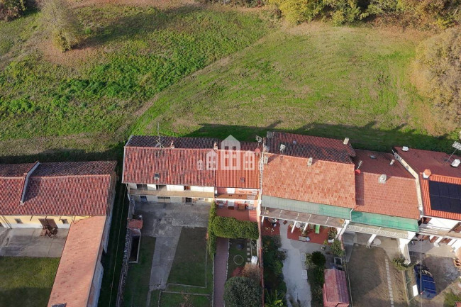 Casa semindipendente in vendita a Mazzè
