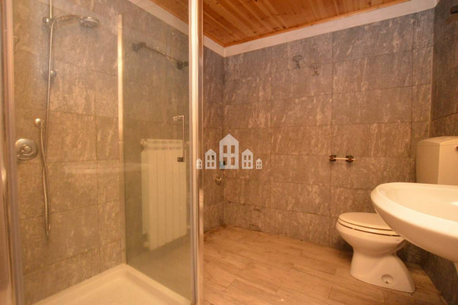 Casa semindipendente in vendita a Vistrorio