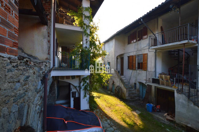 Casa semindipendente in vendita a Vistrorio