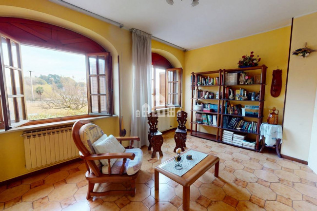 Casa semindipendente in vendita a Ivrea