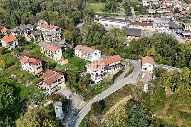 Bifamiliare in vendita a Canischio