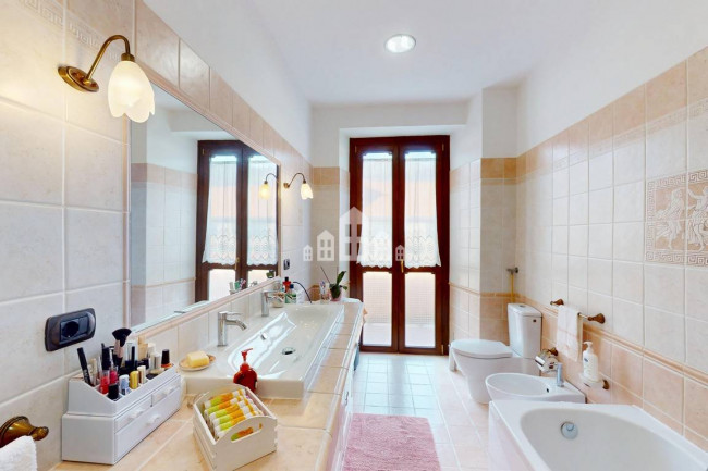 Appartamento in vendita a Forno Canavese