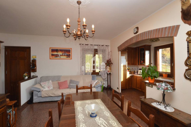 Bifamiliare in vendita a Cuorgnè