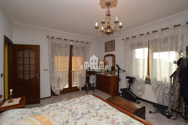 Bifamiliare in vendita a Cuorgnè