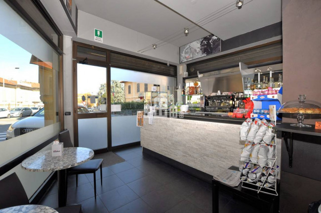 Attività commerciale in vendita a Cuorgnè