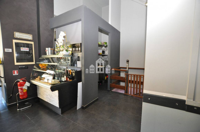 Attività commerciale in vendita a Cuorgnè