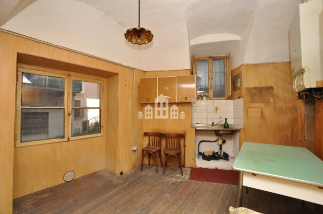 Casa semindipendente in vendita a Cuorgnè