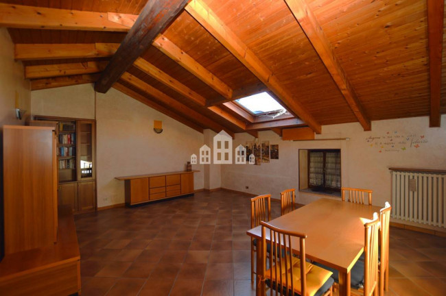 Palazzina in vendita a Rivara