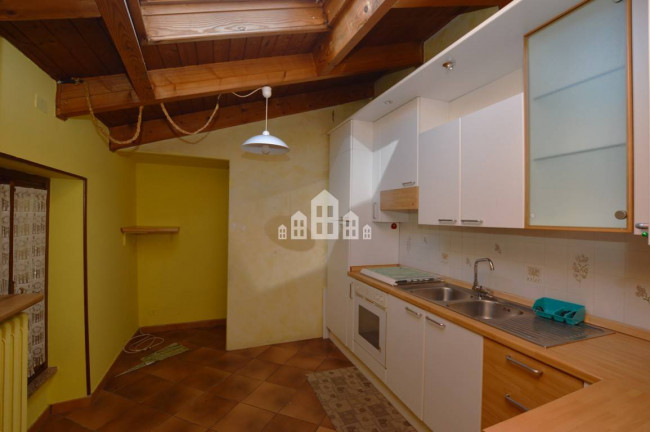 Palazzina in vendita a Rivara