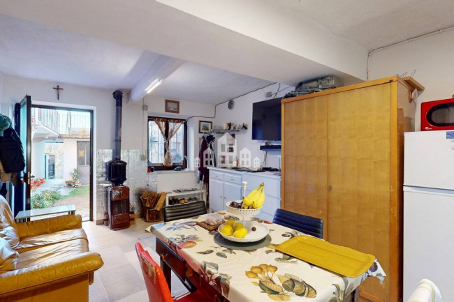 Casa semindipendente in vendita a Strambinello