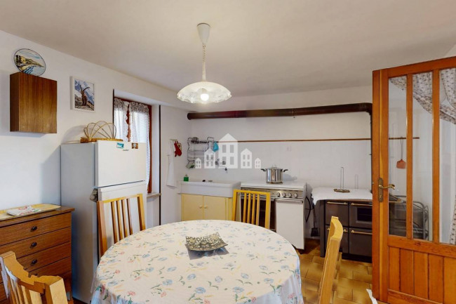 Casa semindipendente in vendita a Strambinello