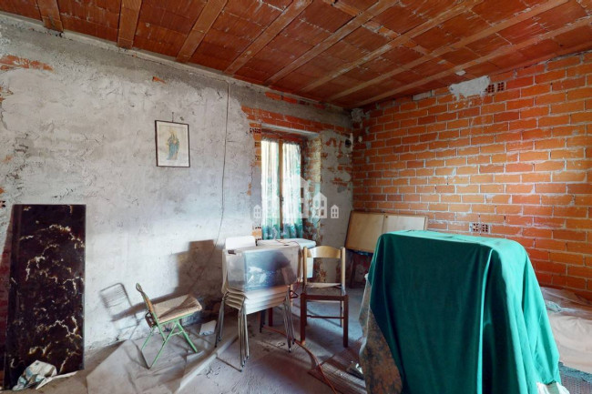 Casa semindipendente in vendita a Strambinello