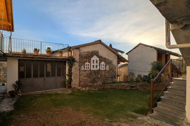 Casa semindipendente in vendita a Strambinello