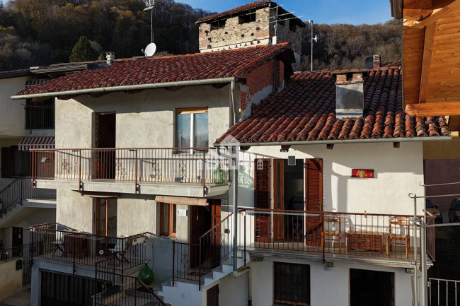 Casa semindipendente in vendita a Strambinello